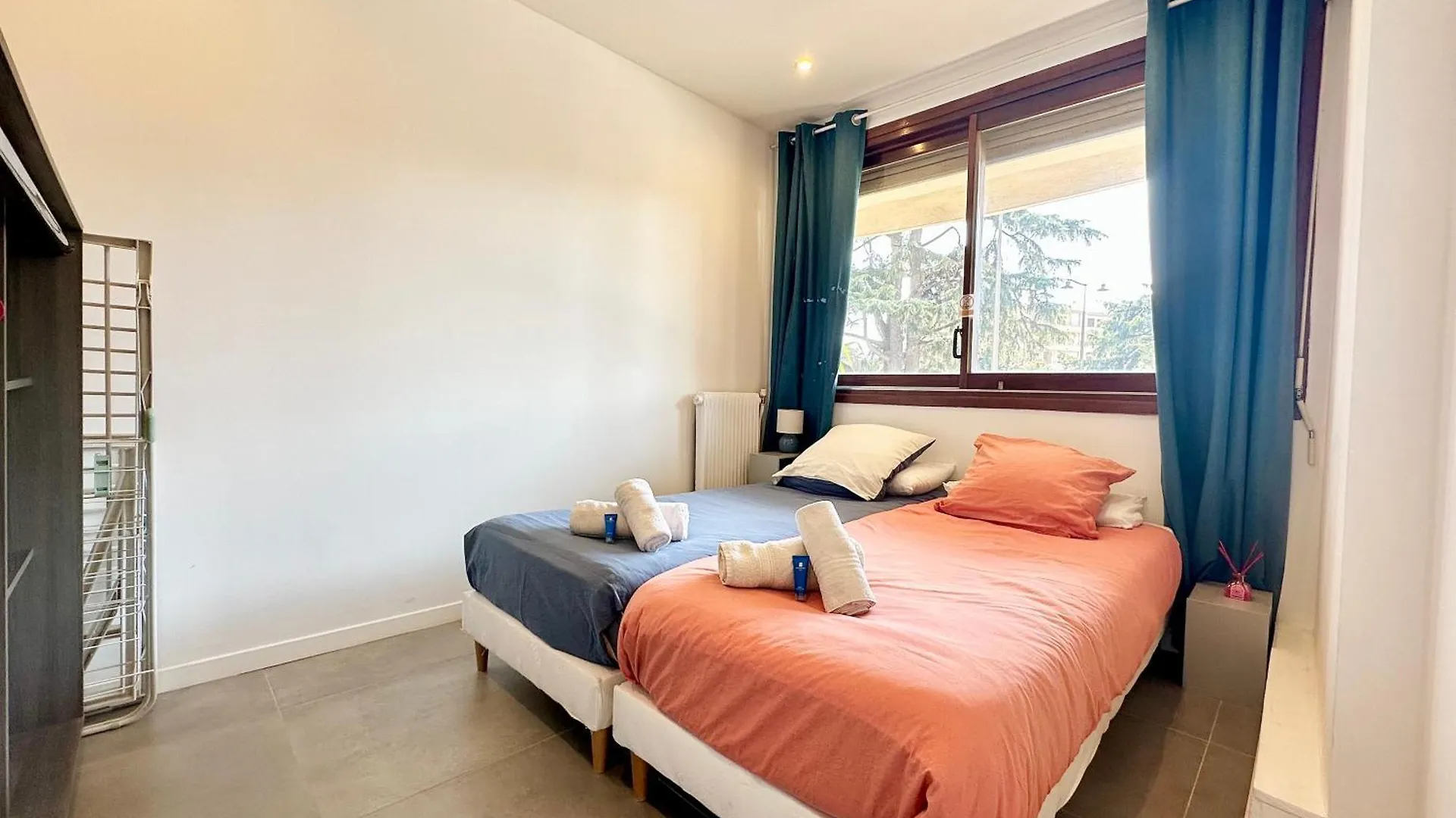Le Gallia 2 Bedroom Refait A Neuf Center Of كان فرنسا